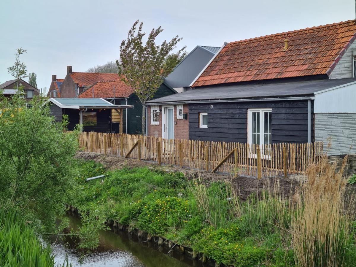 Schwone Diekhuusje - Vakantiewoning Aan De Noordzeekust Villa Schoondijke Exteriör bild