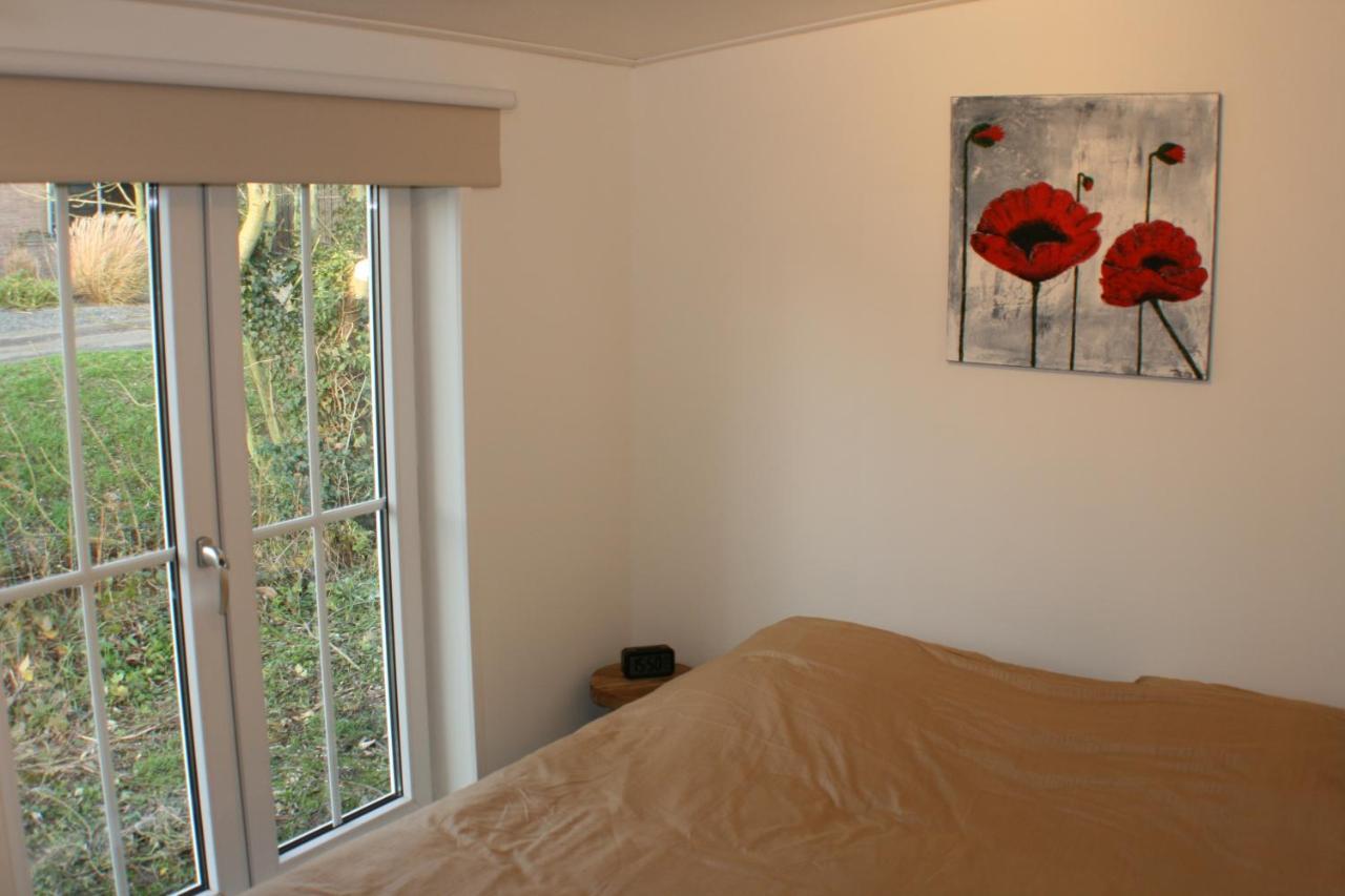 Schwone Diekhuusje - Vakantiewoning Aan De Noordzeekust Villa Schoondijke Exteriör bild
